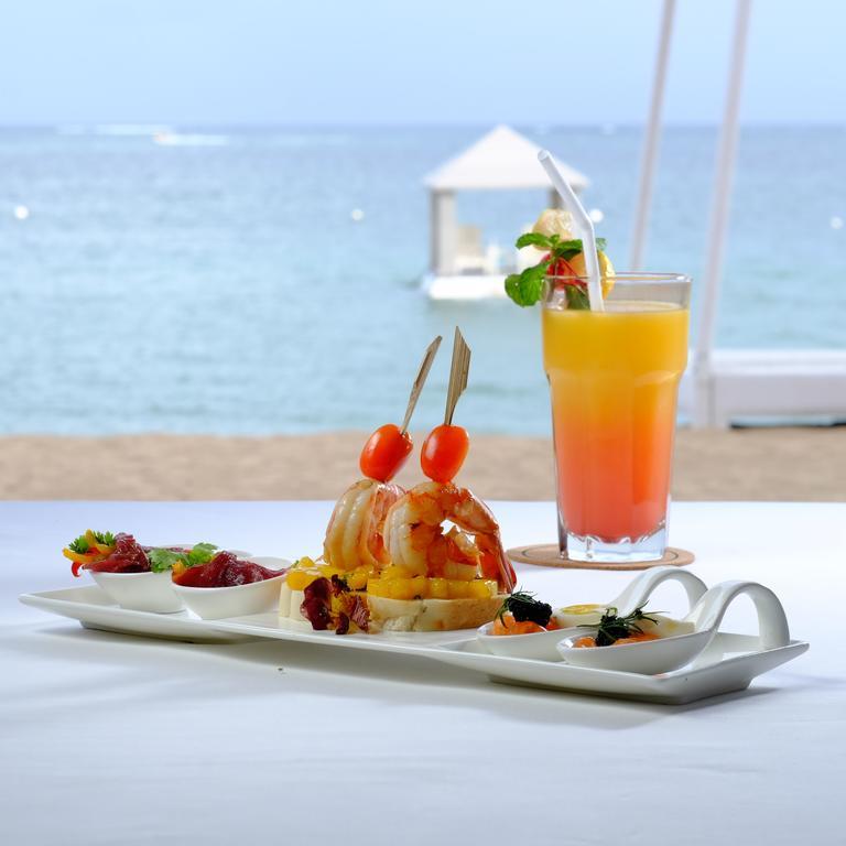 Resor Puri Santrian 4*