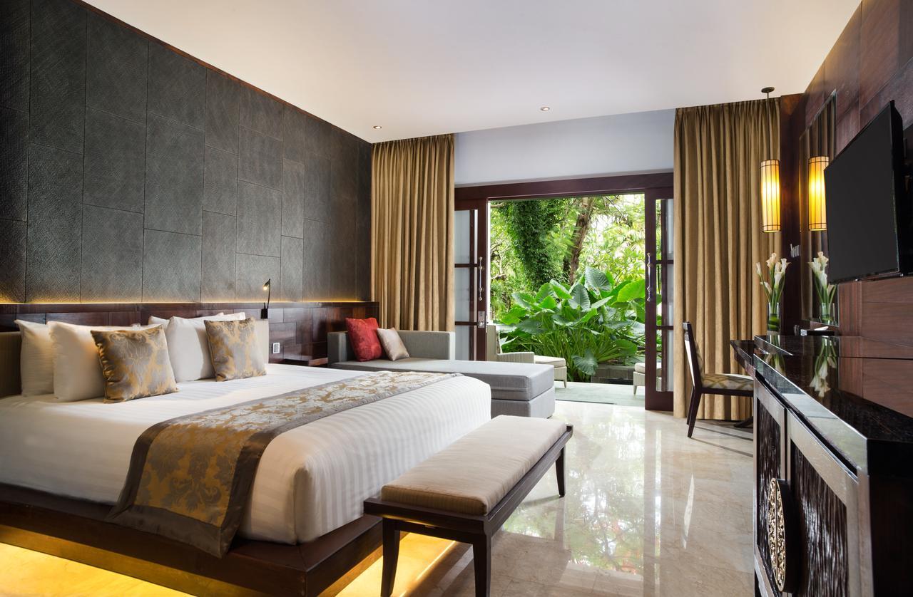 Resor Puri Santrian 4*