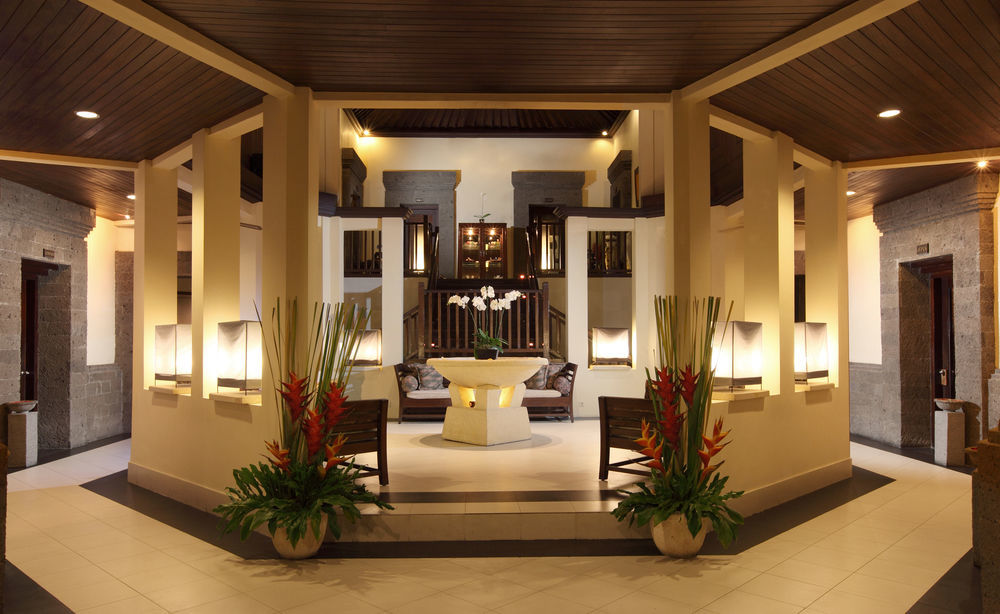 Puri Santrian And 4* Sanur