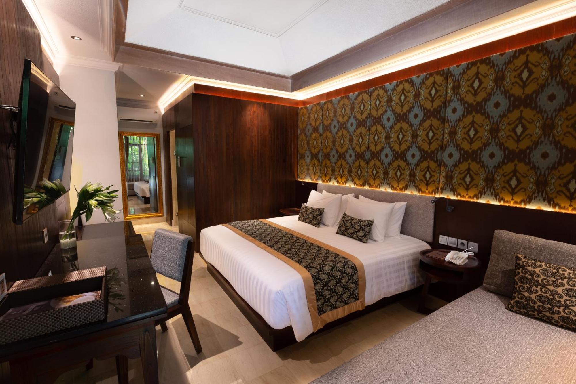 Puri Santrian And Resort 4*